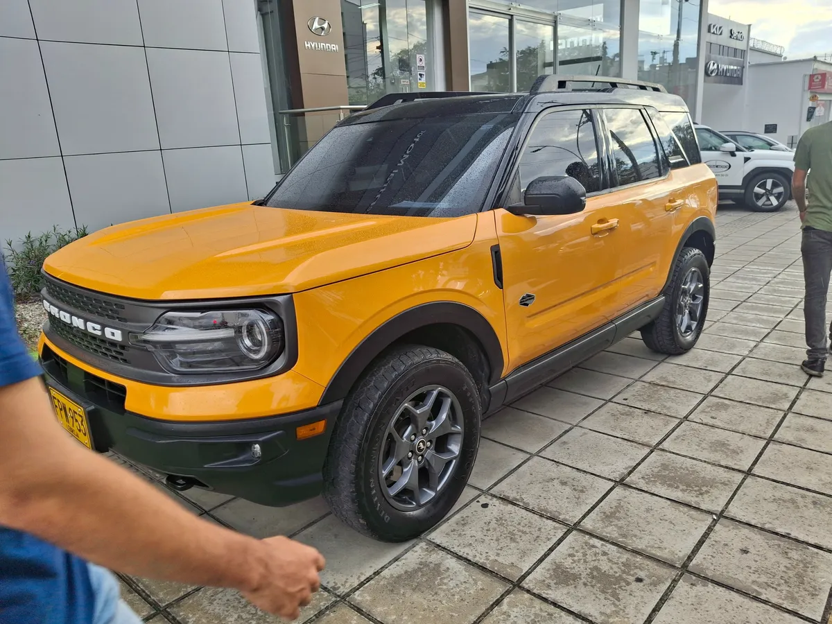Ford Bronco 2021 Naranja Bucaramanga