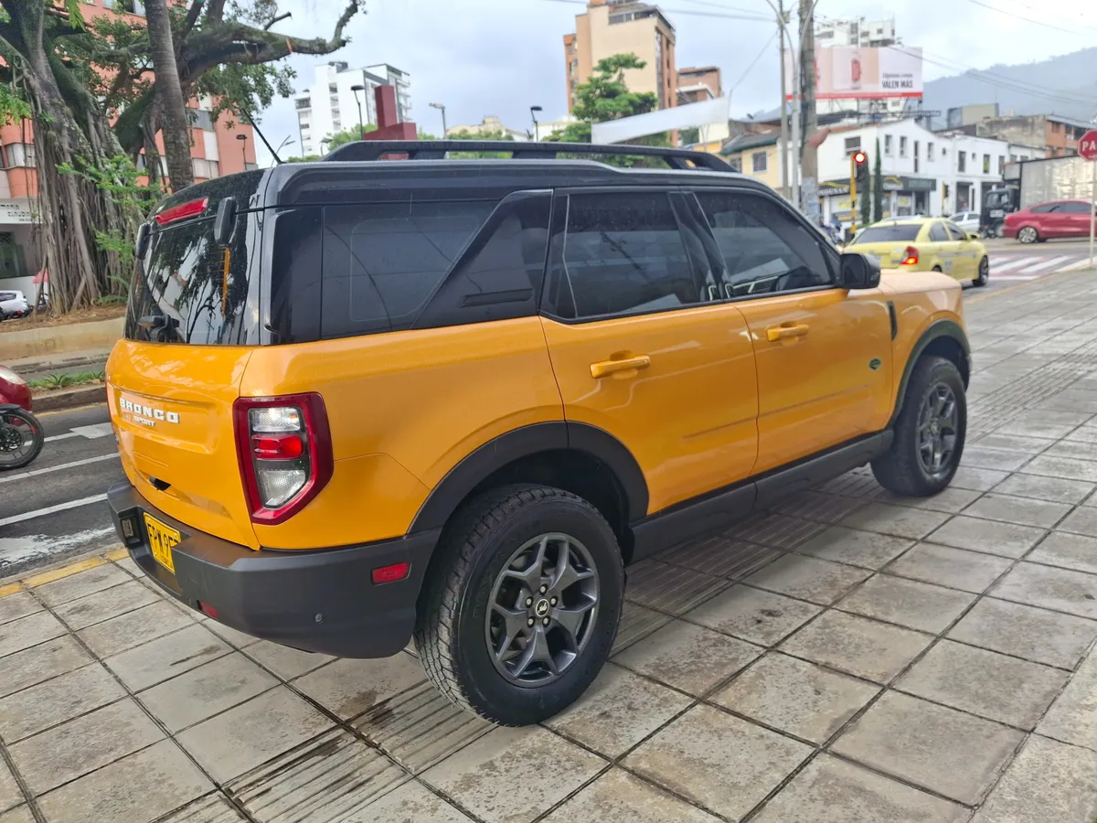 Ford Bronco 2021 Naranja Bucaramanga
