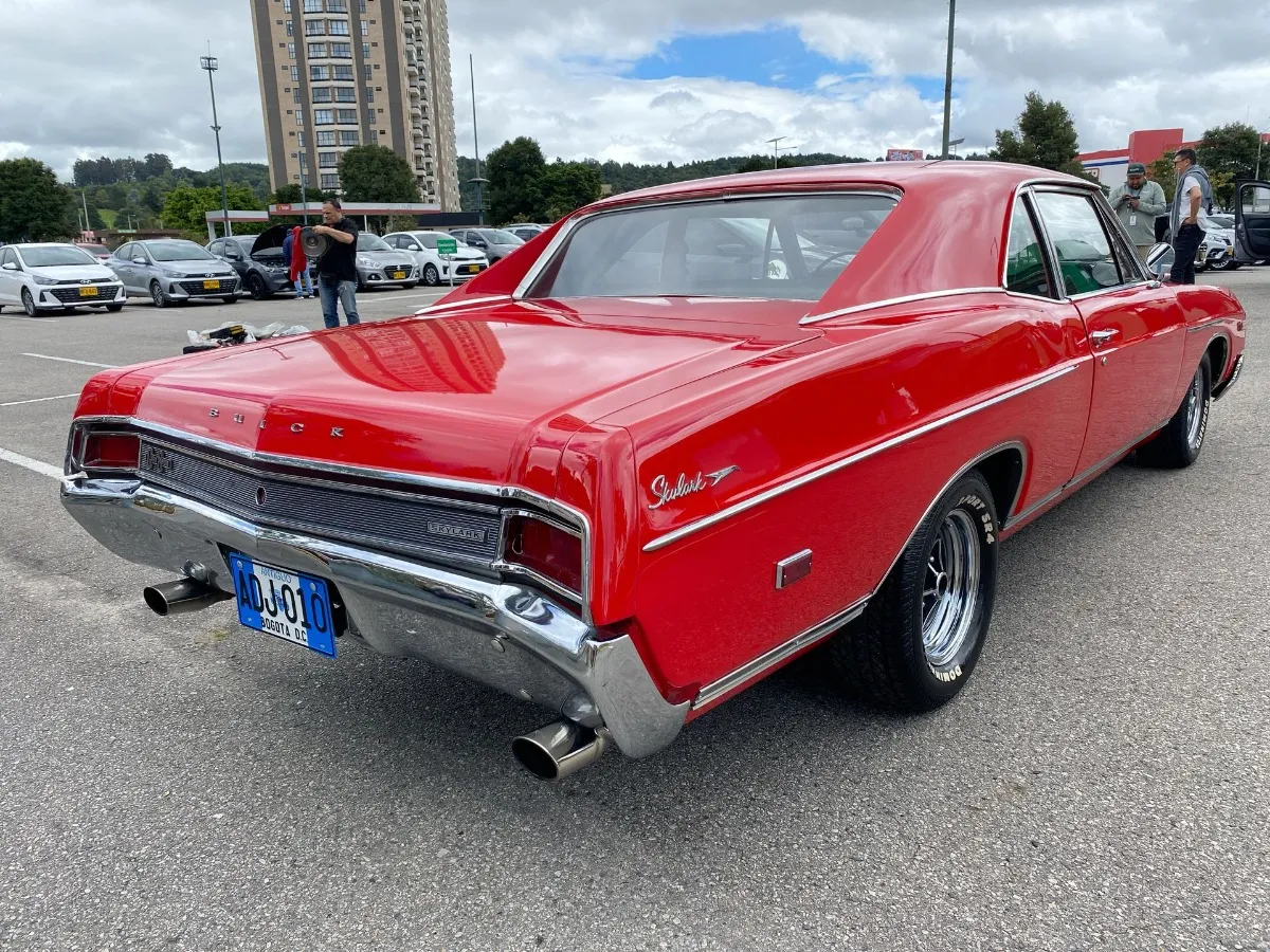 Buick Skylark 1966 Rojo Bogotá