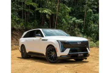 Cadillac Escalade Iq Sport 2