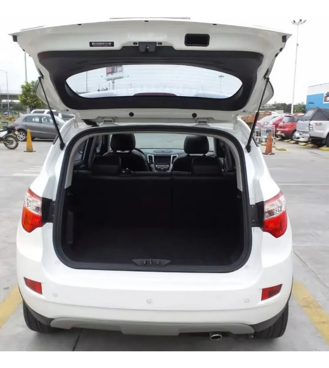 Changan CS 35 2016 Blanco Mosquera