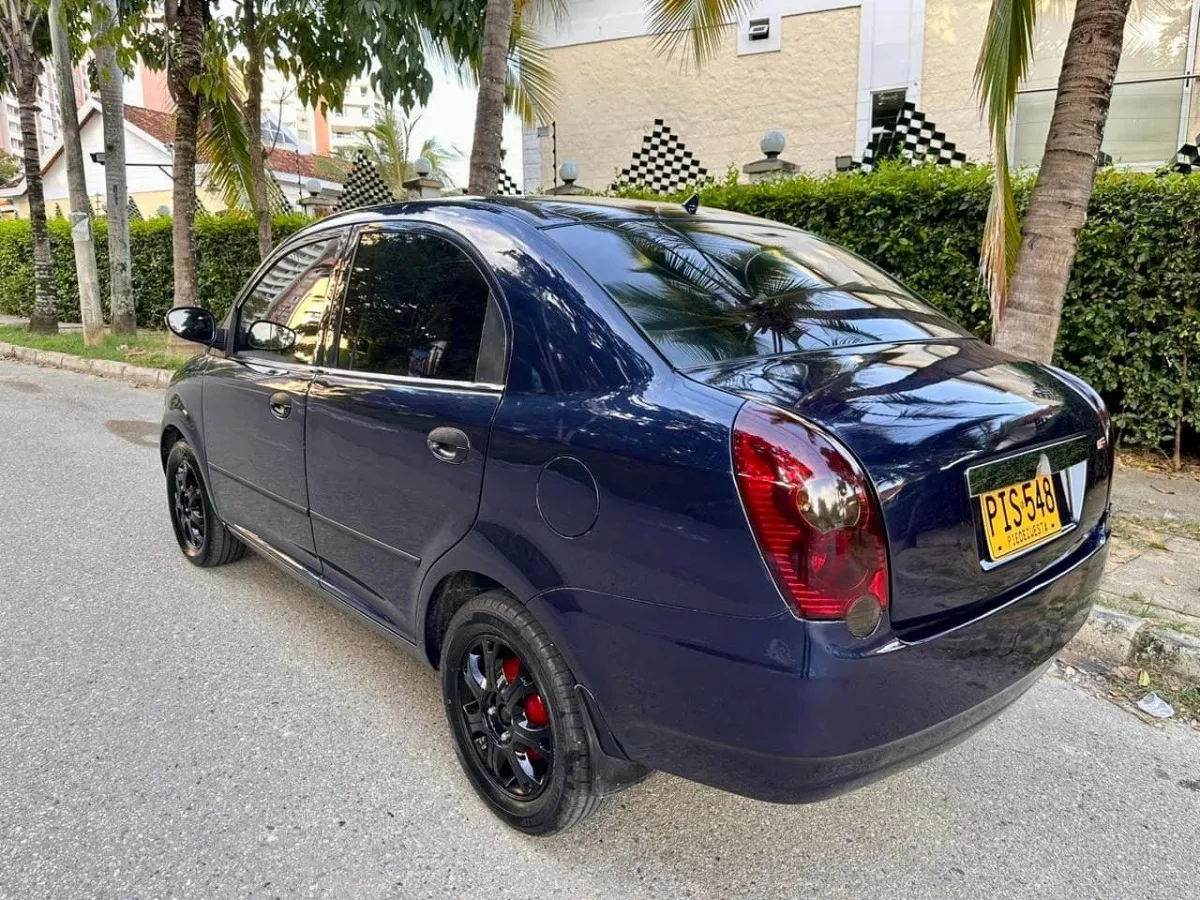 Chery QQ 2011 Azul Bucaramanga