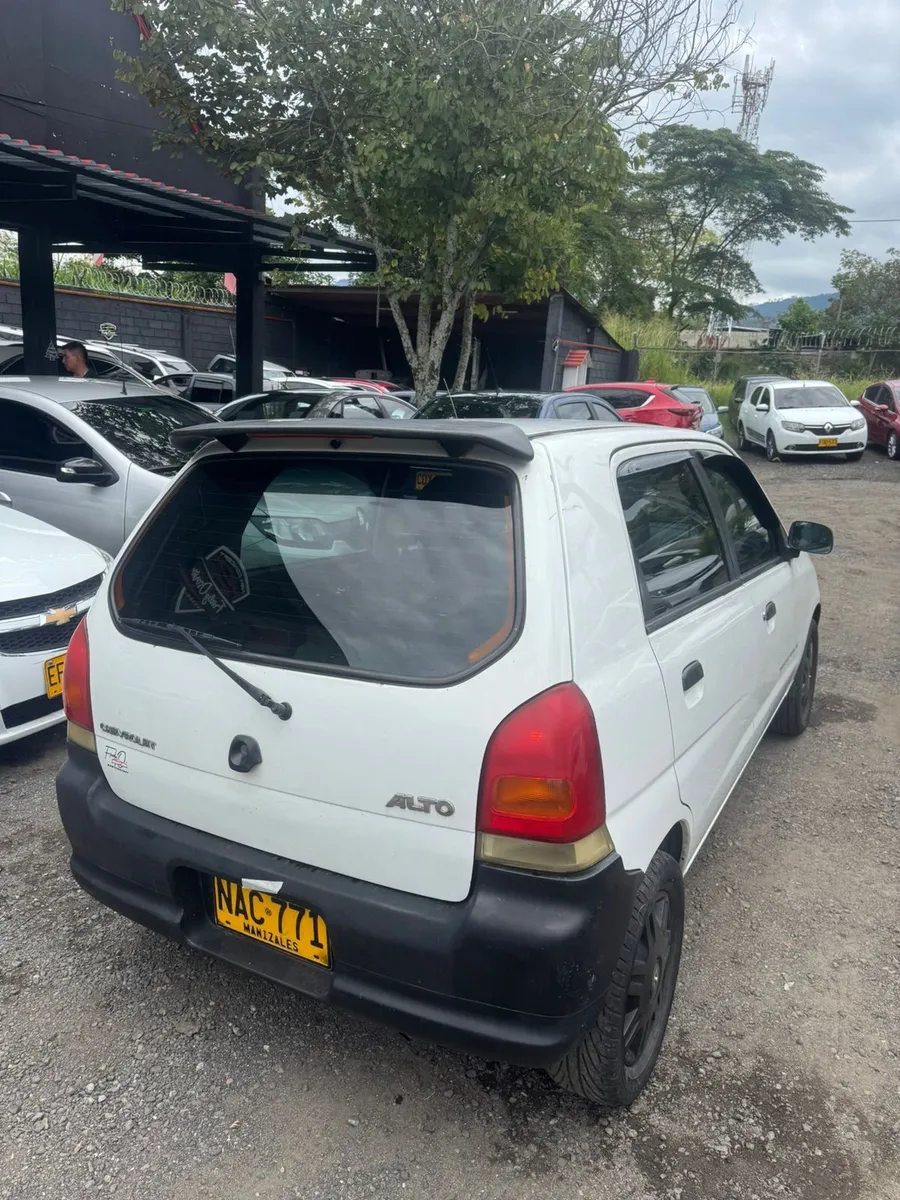 Chevrolet Alto 1.0 2000 Blanco Ibagué