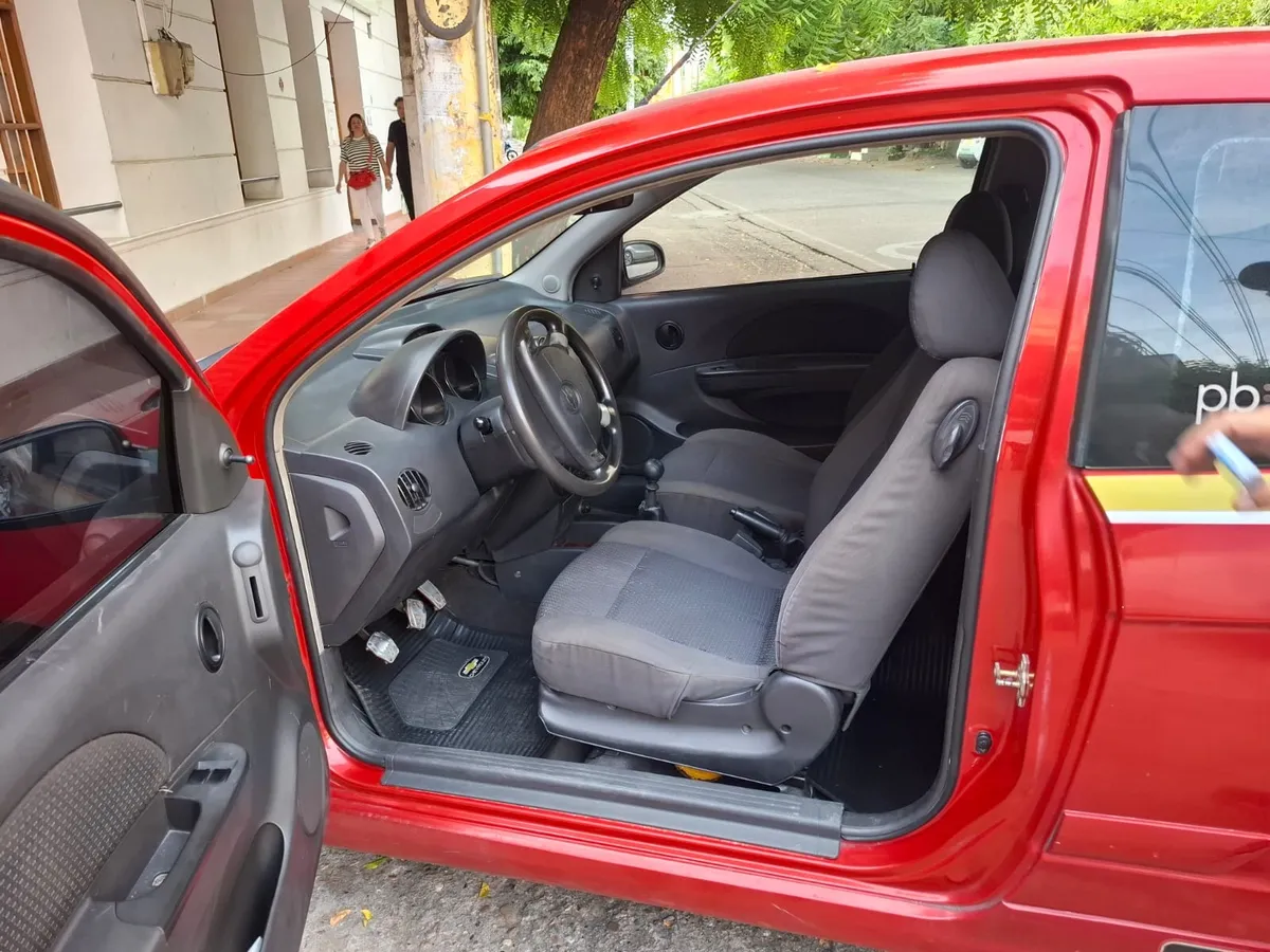Chevrolet Aveo 2006 Rojo Honda