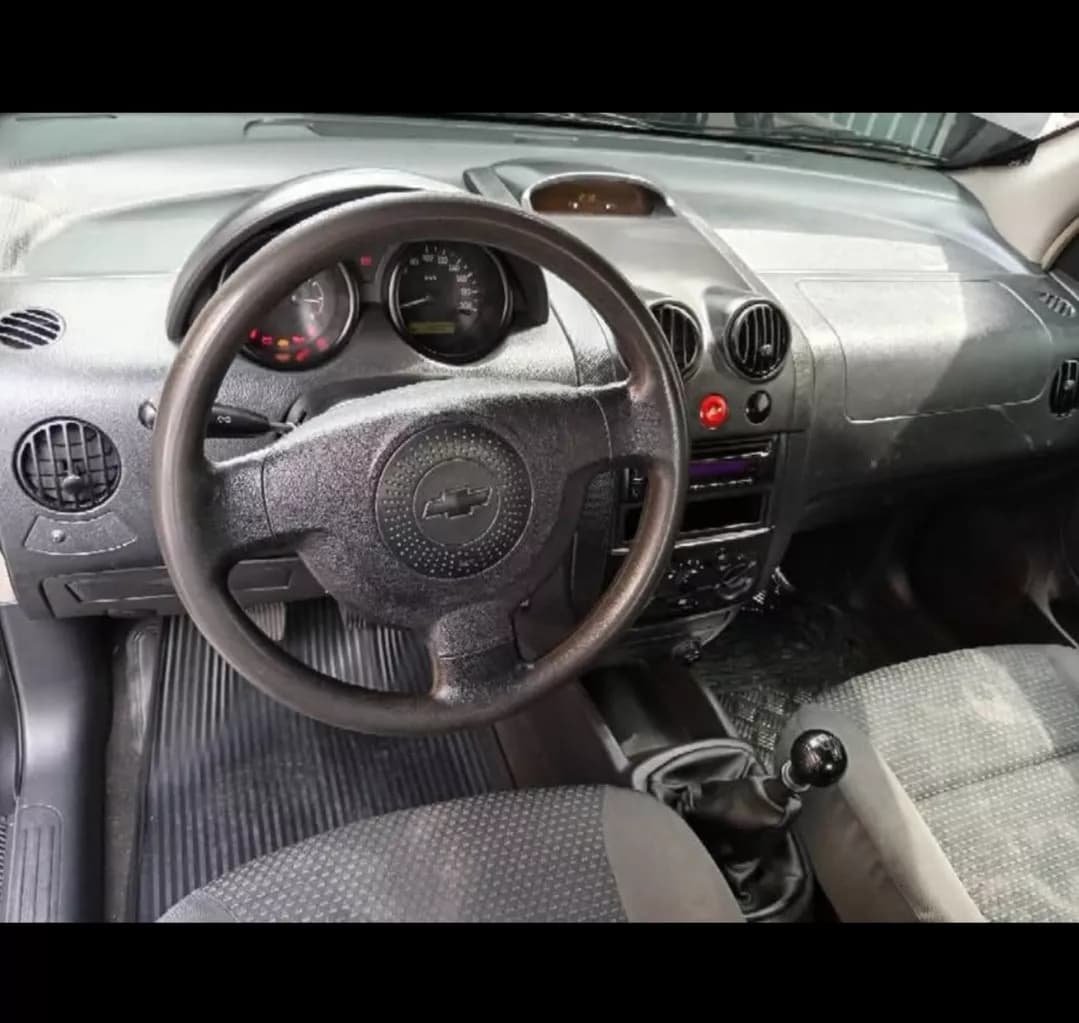 Chevrolet Aveo 1.5 Family modelo 2013