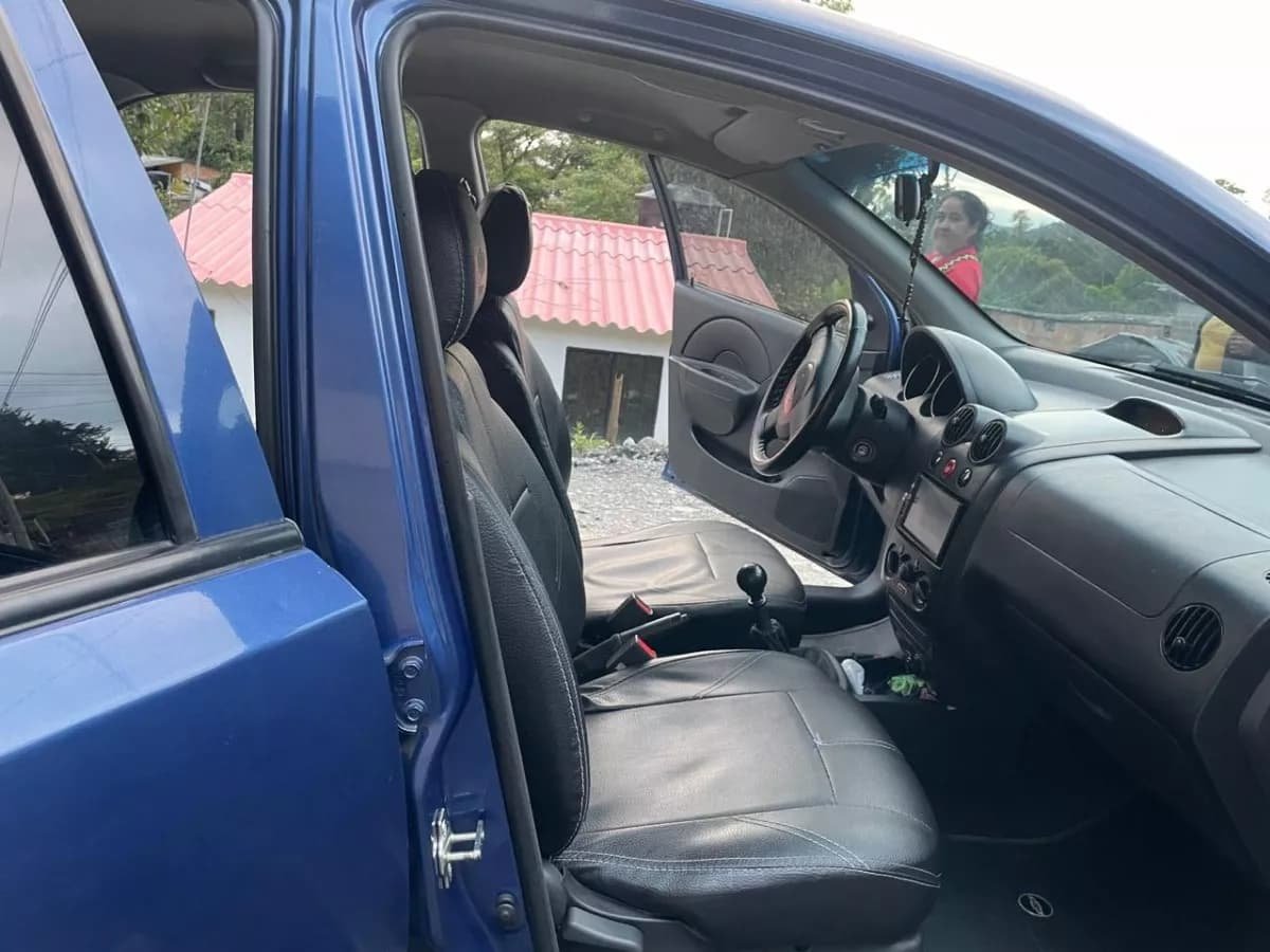 Chevrolet Aveo 1.5 Family modelo 2011