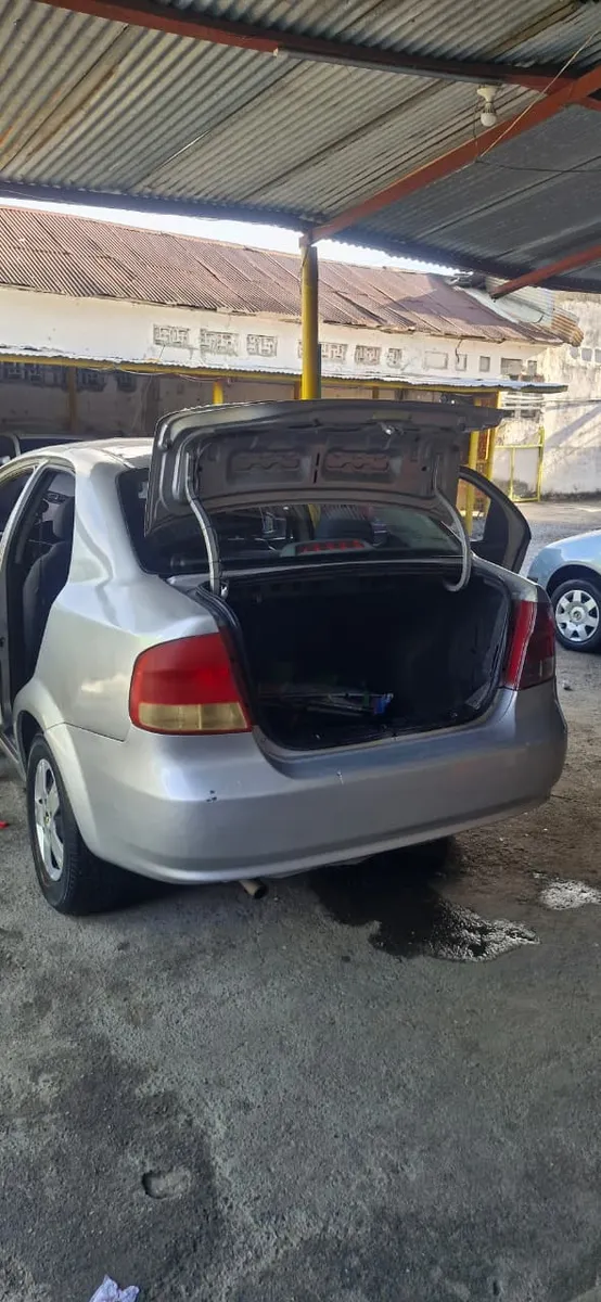 Chevrolet Aveo 2010 Plateado Espinal