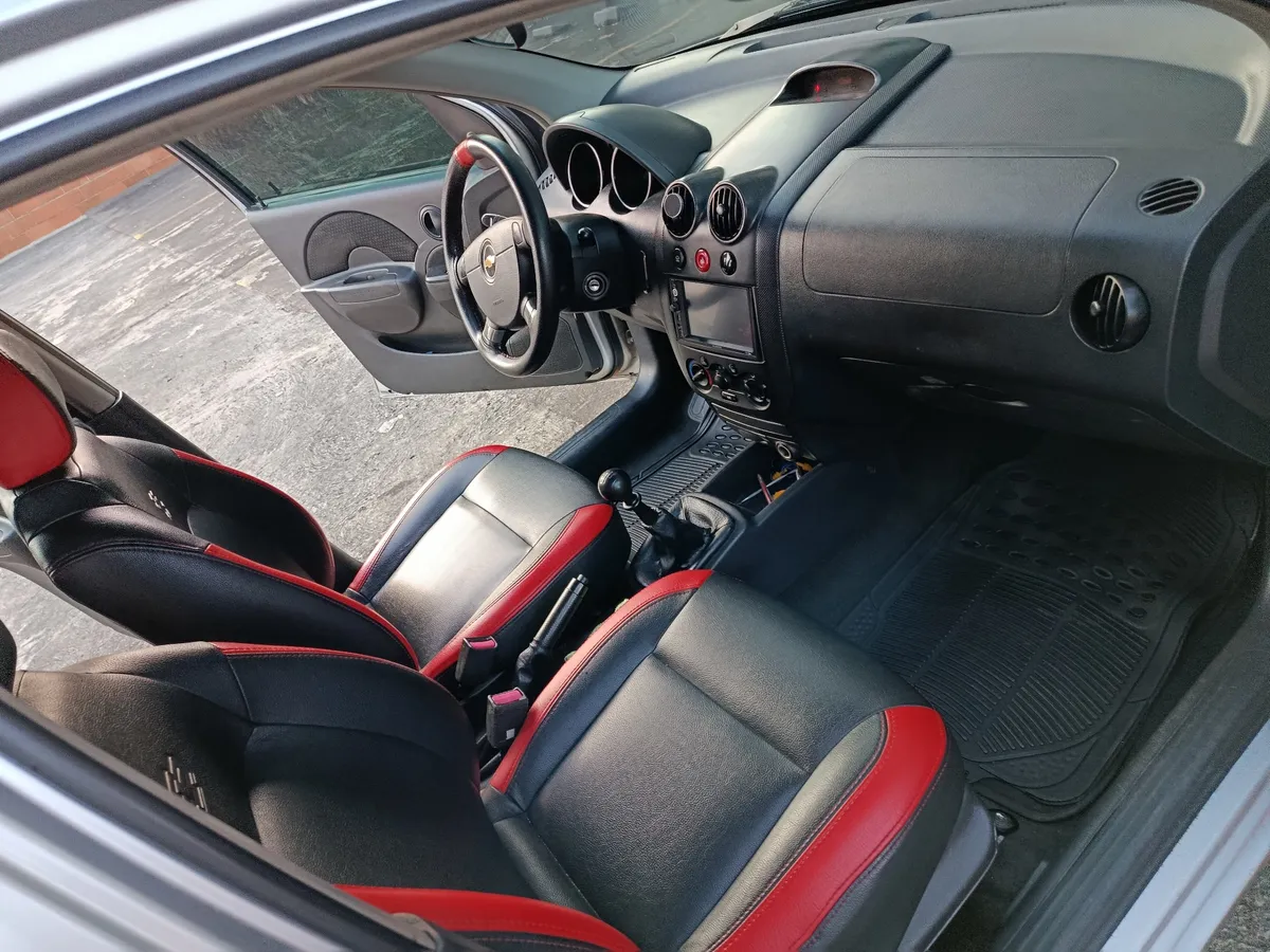 Chevrolet Aveo 2009 Gris Bello