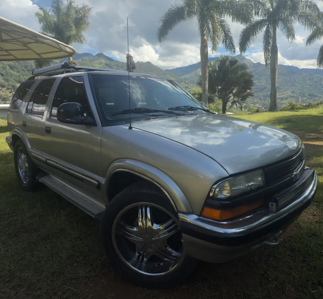 Chevrolet Blazer 1998 Gris Bello