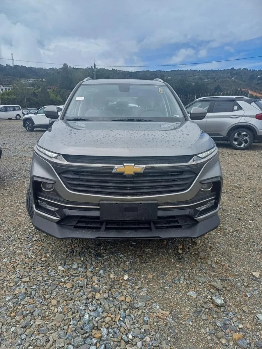 Chevrolet Captiva 1.5 Cvt 2025 Gris