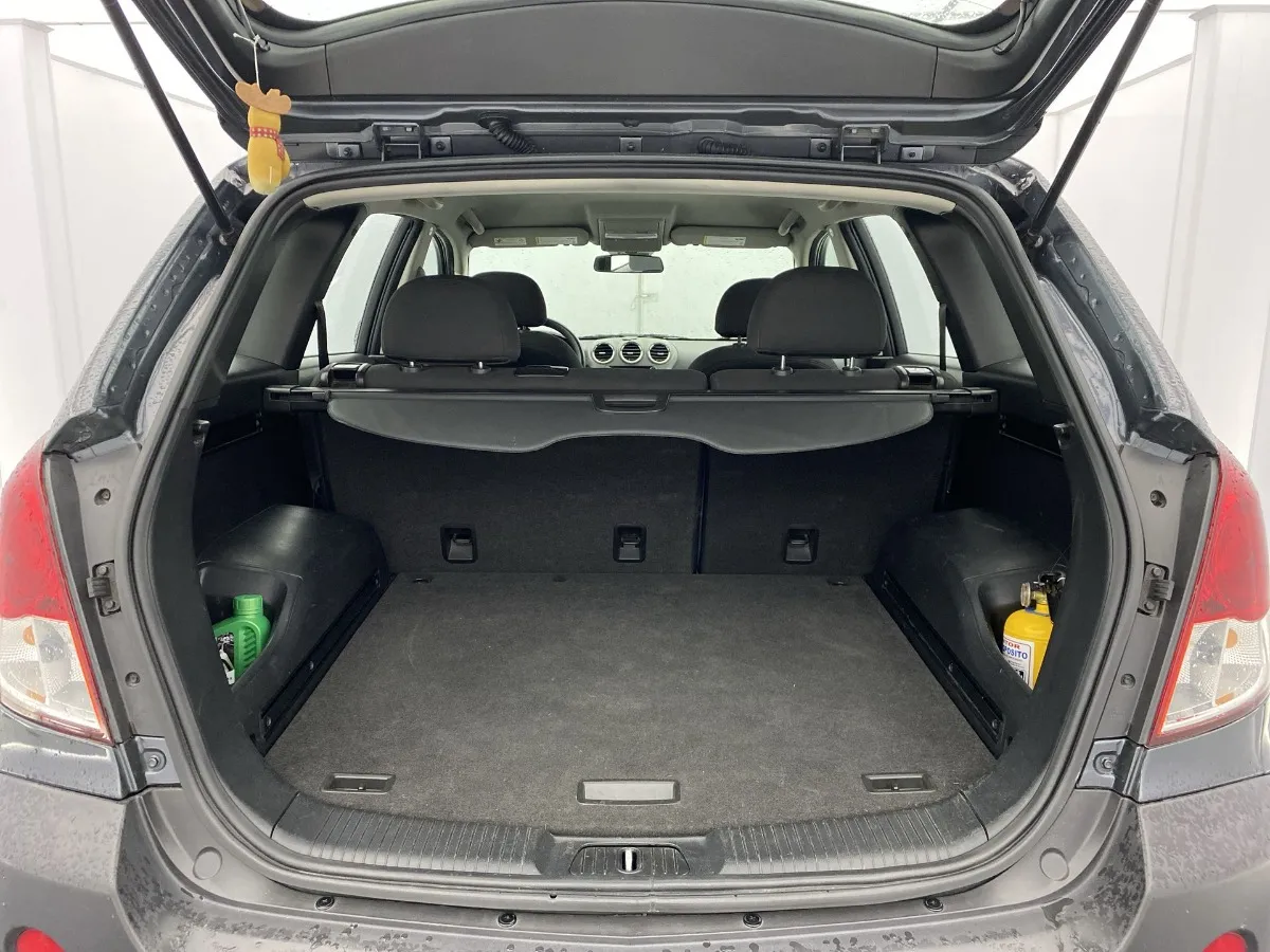 Chevrolet Captiva 2.4 Sport 2012 Gris
