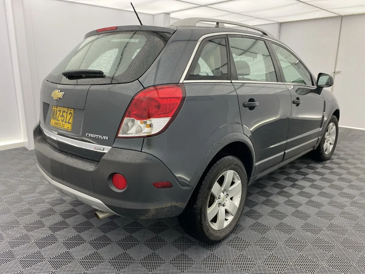 Chevrolet Captiva 2.4 Sport 2012 Gris
