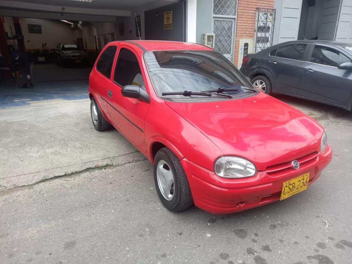 Chevrolet Corsa 1.3 L 1998 Rojo