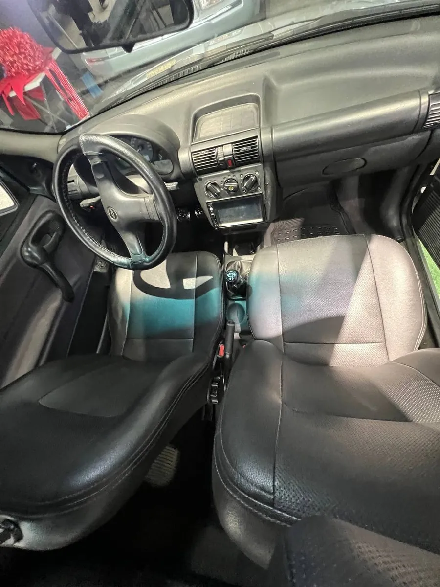 Chevrolet Corsa 2005 Plateado Dosquebradas