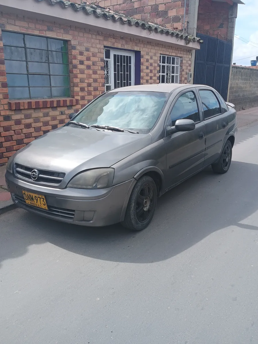 Chevrolet Corsa 2003 Gris Facatativá