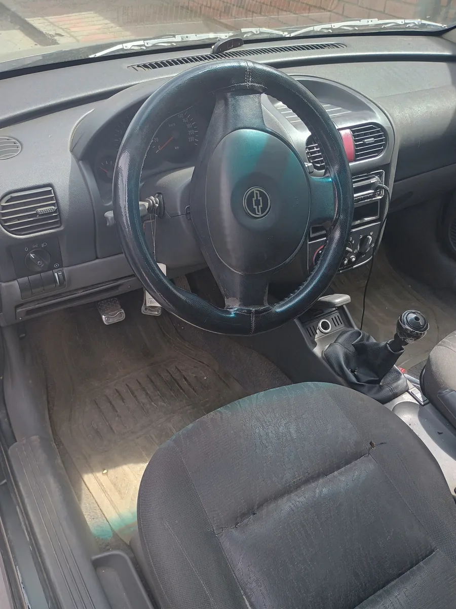 Chevrolet Corsa 2003 Gris Facatativá