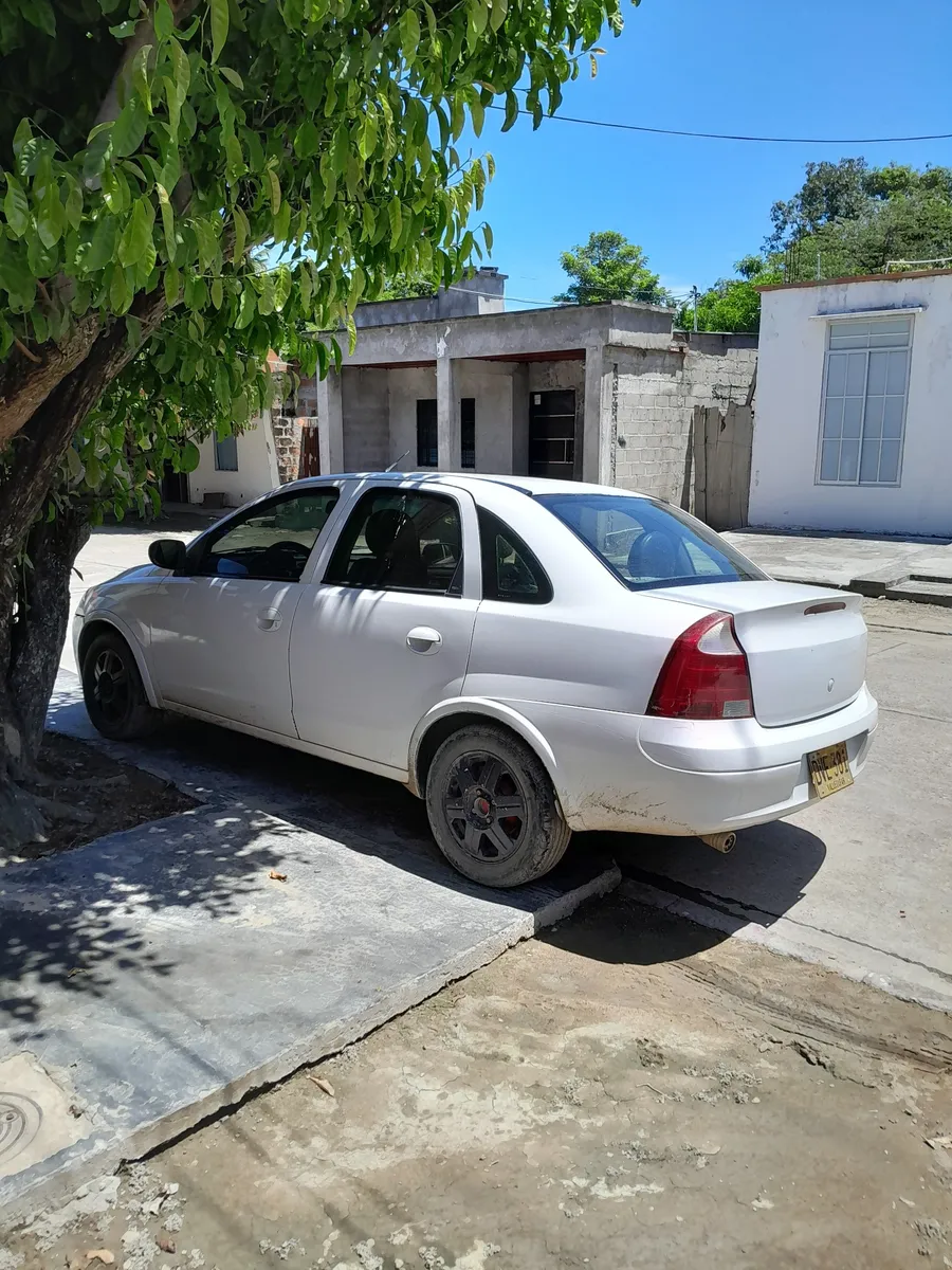 Chevrolet Corsa 2005 Blanco Río Viejo