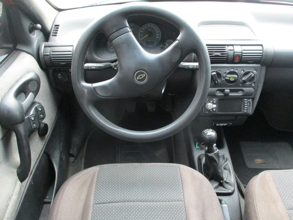 Chevrolet Corsa Wind 1400cc Mt 2006 Rojo