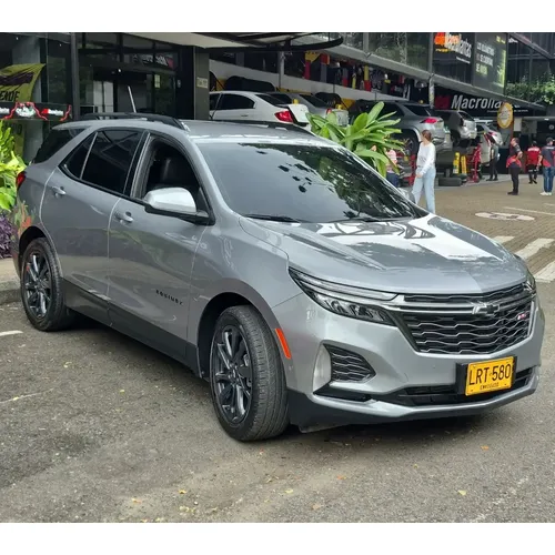Chevrolet Equinox 2023 Plateado Envigado
