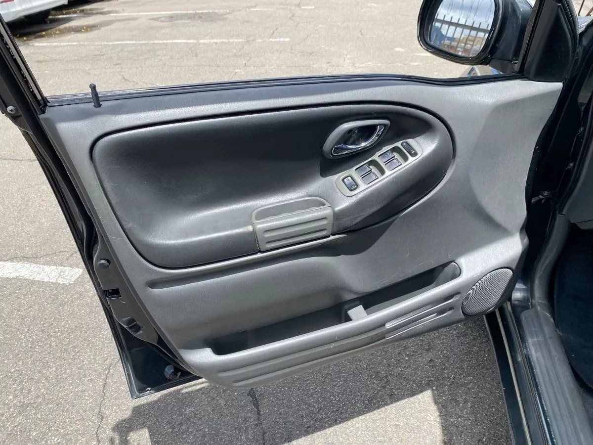 Chevrolet Grand Vitara 2.7 Xl7 Gris Año 2004