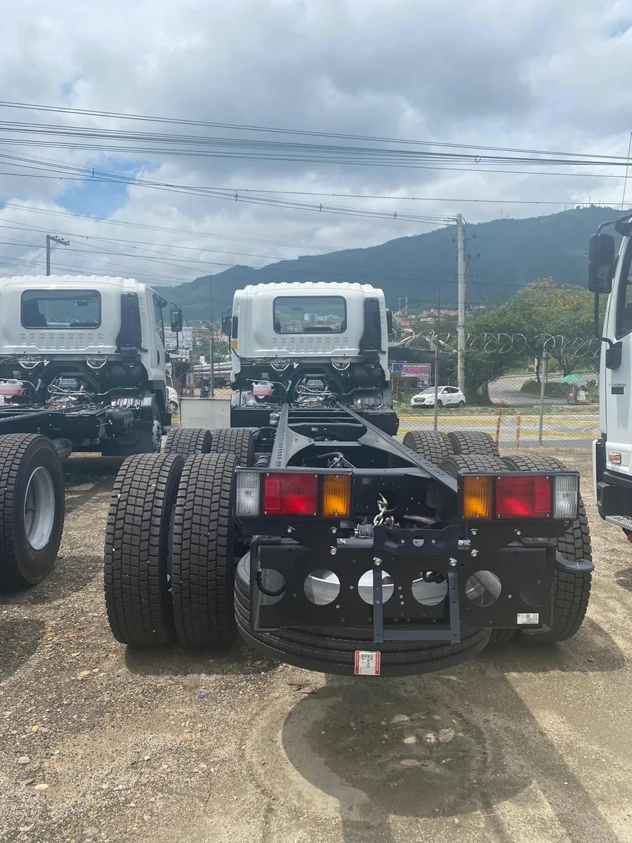 Chevrolet Isuzu 2025 Blanco Girón