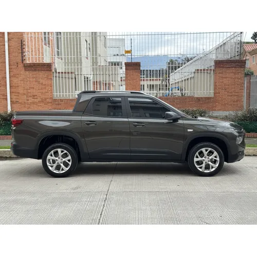 Chevrolet Montana 2024 Verde Bogotá