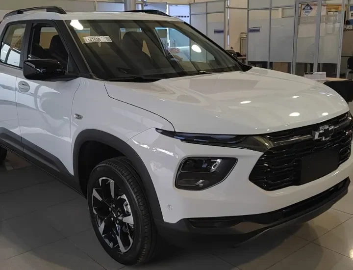 Chevrolet Montana 2025 LTZ 1.2 AT Gris1