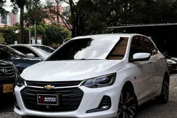 Chevrolet Onix 1.0T Premier Hatch At