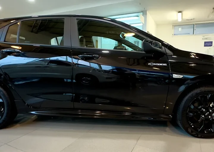 Chevrolet Onix 1.0T RS MT 2025 Negro12