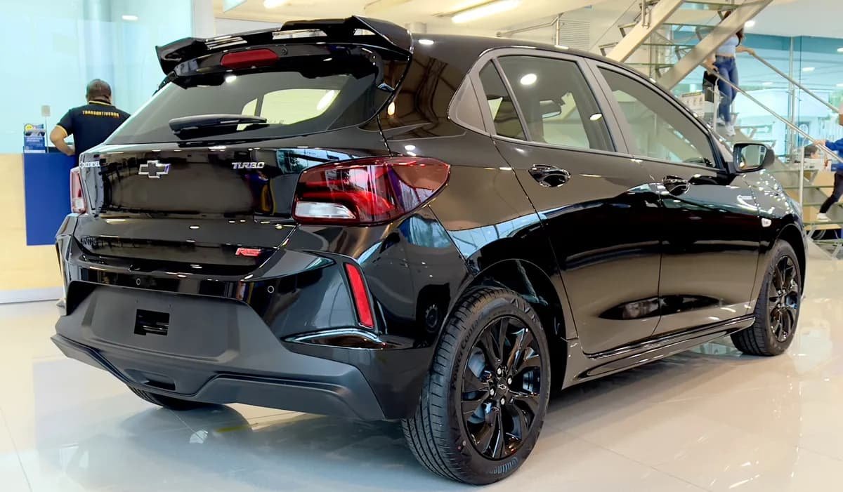 Chevrolet Onix 1.0T Rs Mt Negro 2025