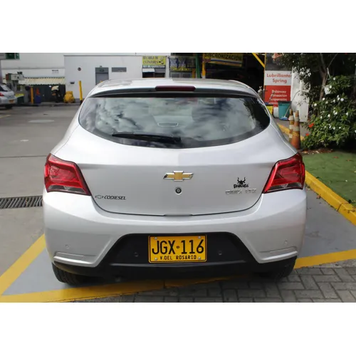 Chevrolet Onix 2017 Plateado Bogotá