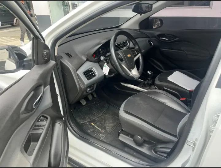 Chevrolet Onix 1.4 Ltz 5p 2020 blanco8