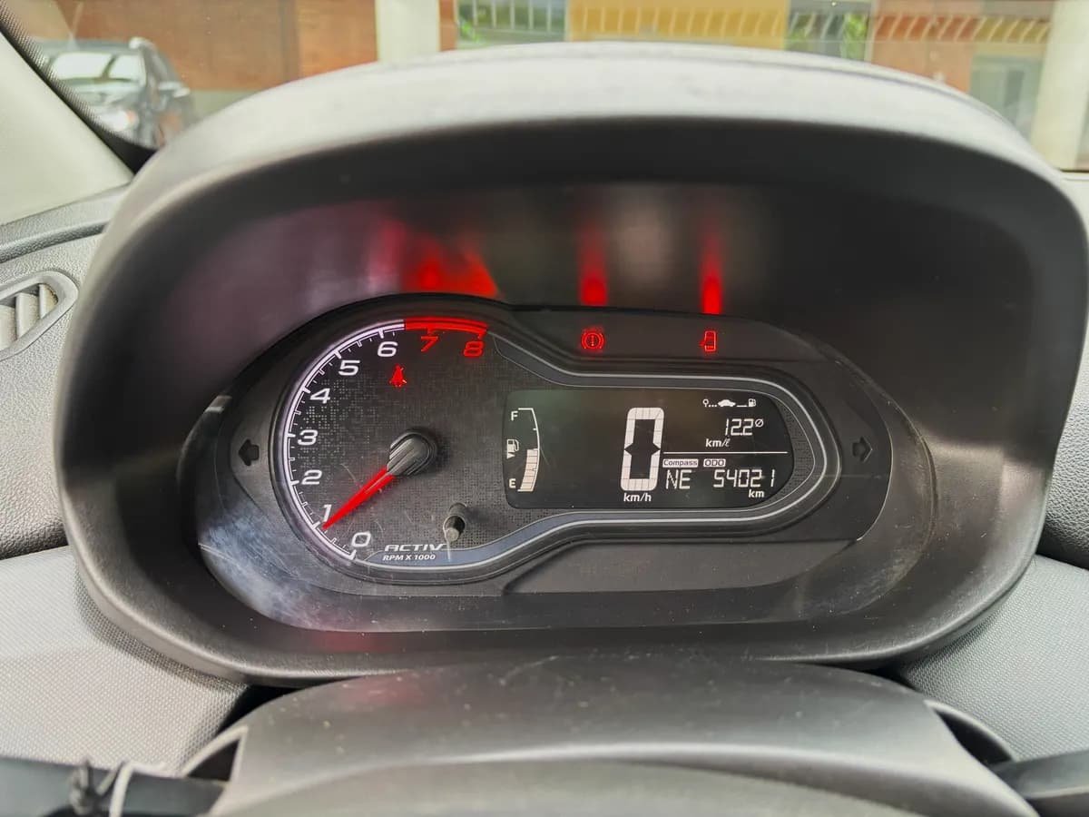 Chevrolet Onix Activ Mt 1.4 Gris 2019