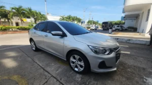 Chevrolet Onix LT 2023 Plateado Cartagena
