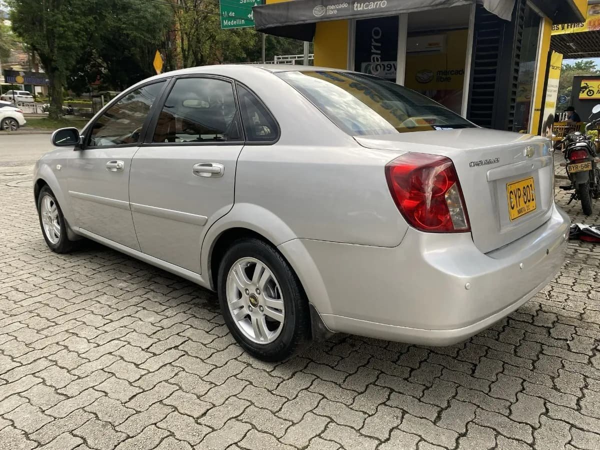 Chevrolet Optra 1.6 Mt 2008 Plateado