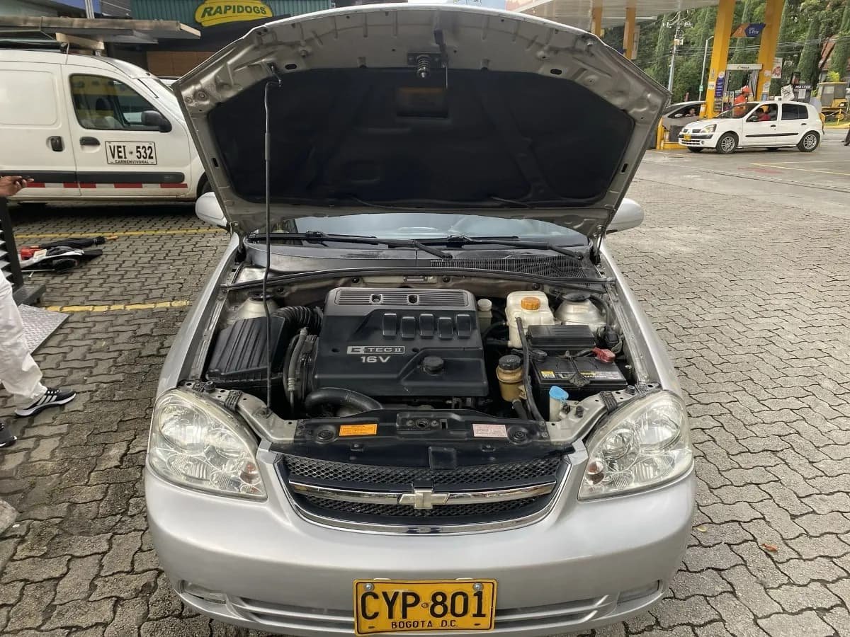 Chevrolet Optra 1.6 Mt 2008 Plateado