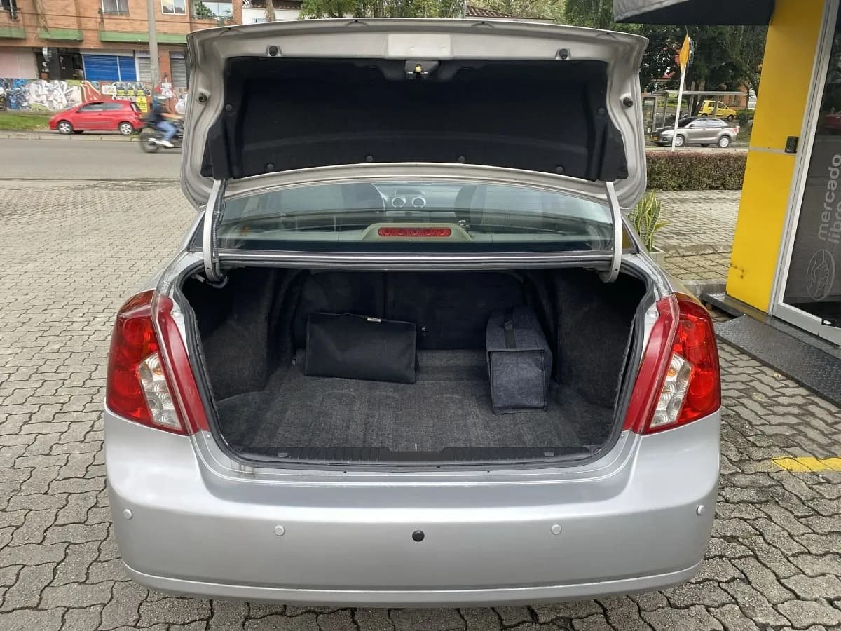 Chevrolet Optra 1.6 Mt 2008 Plateado
