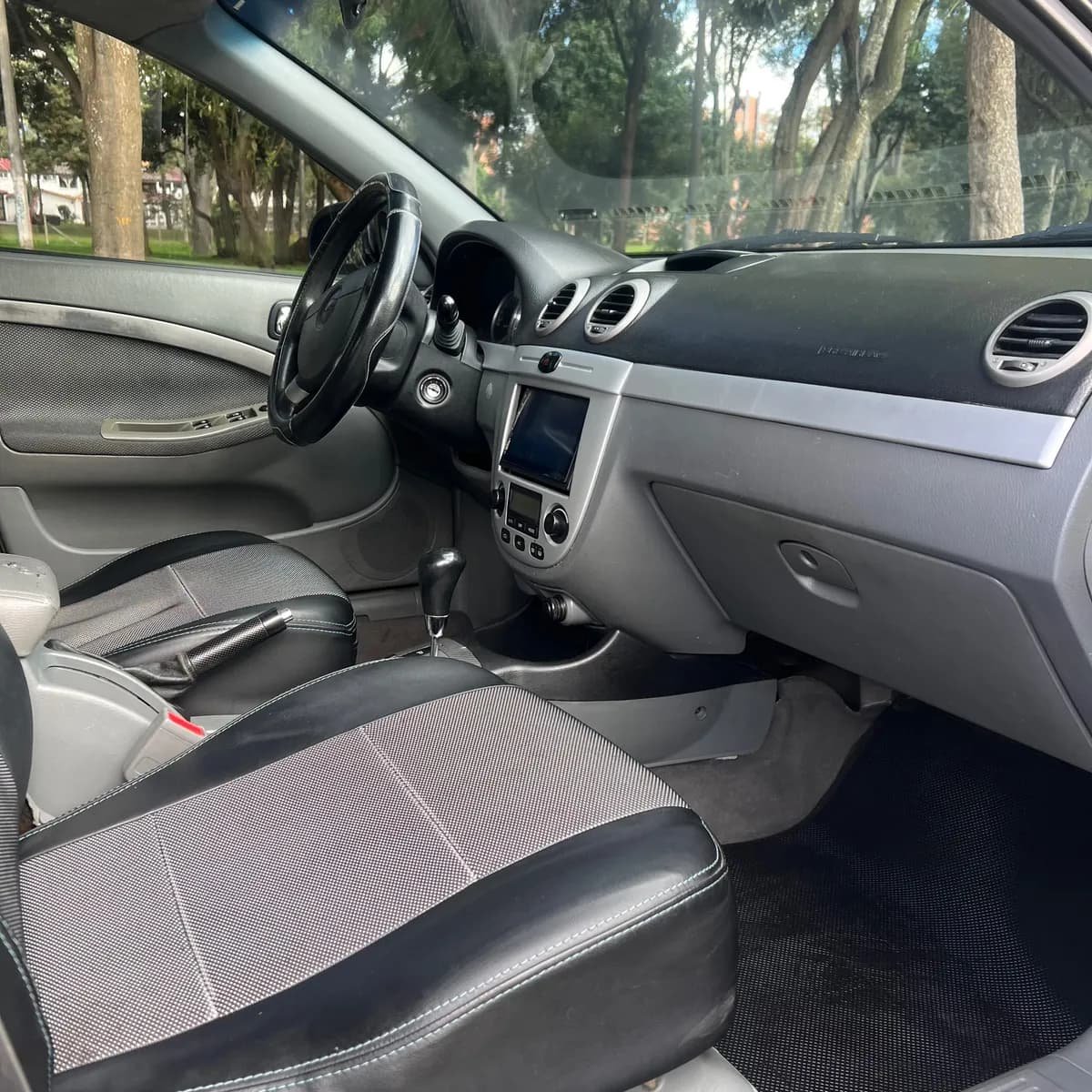 Chevrolet Optra 1.8 Hb 2010 Negro