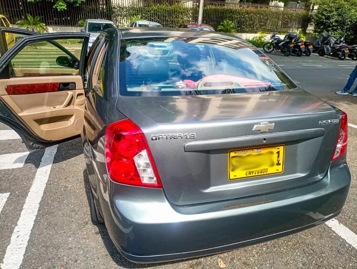 Chevrolet Optra 1.8 L 2005 Gris