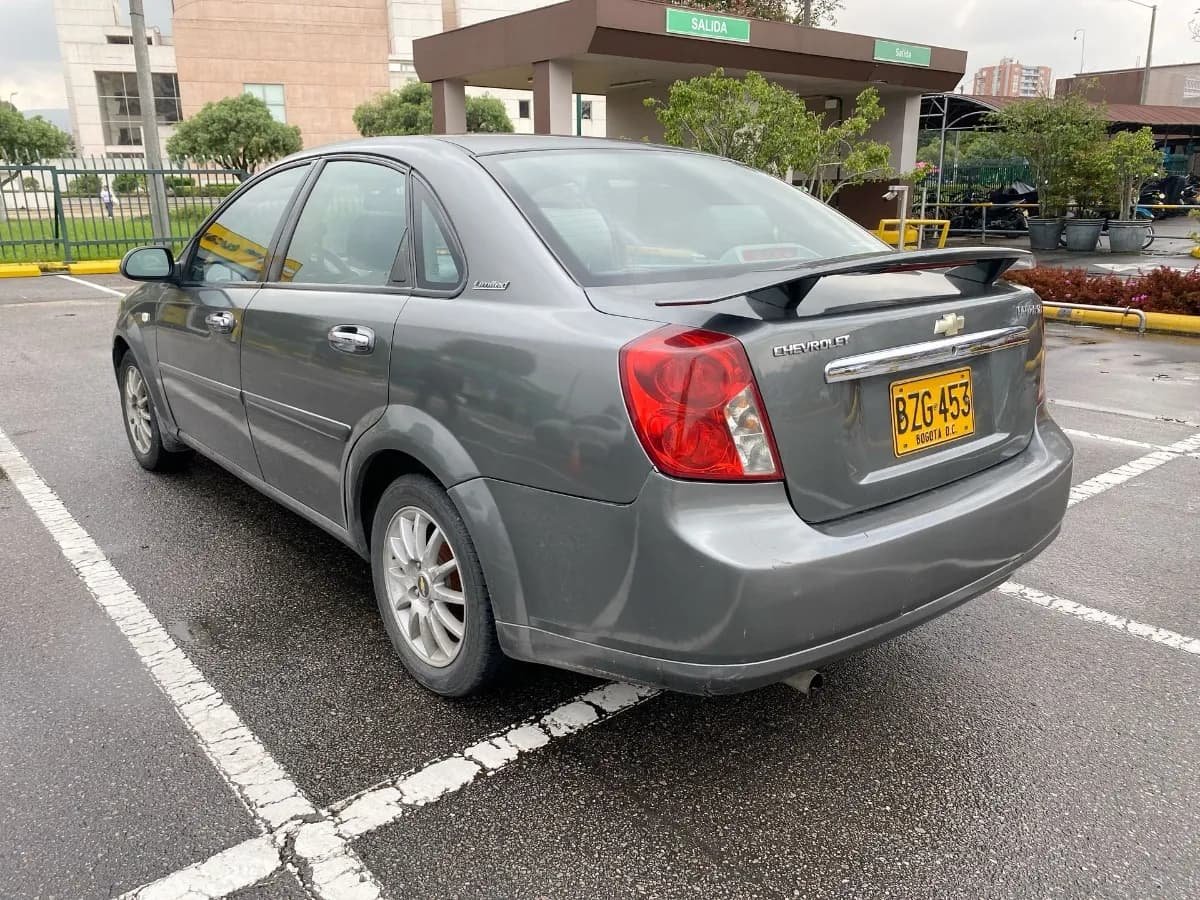 Chevrolet Optra 1.8 Limited 2007 Gris