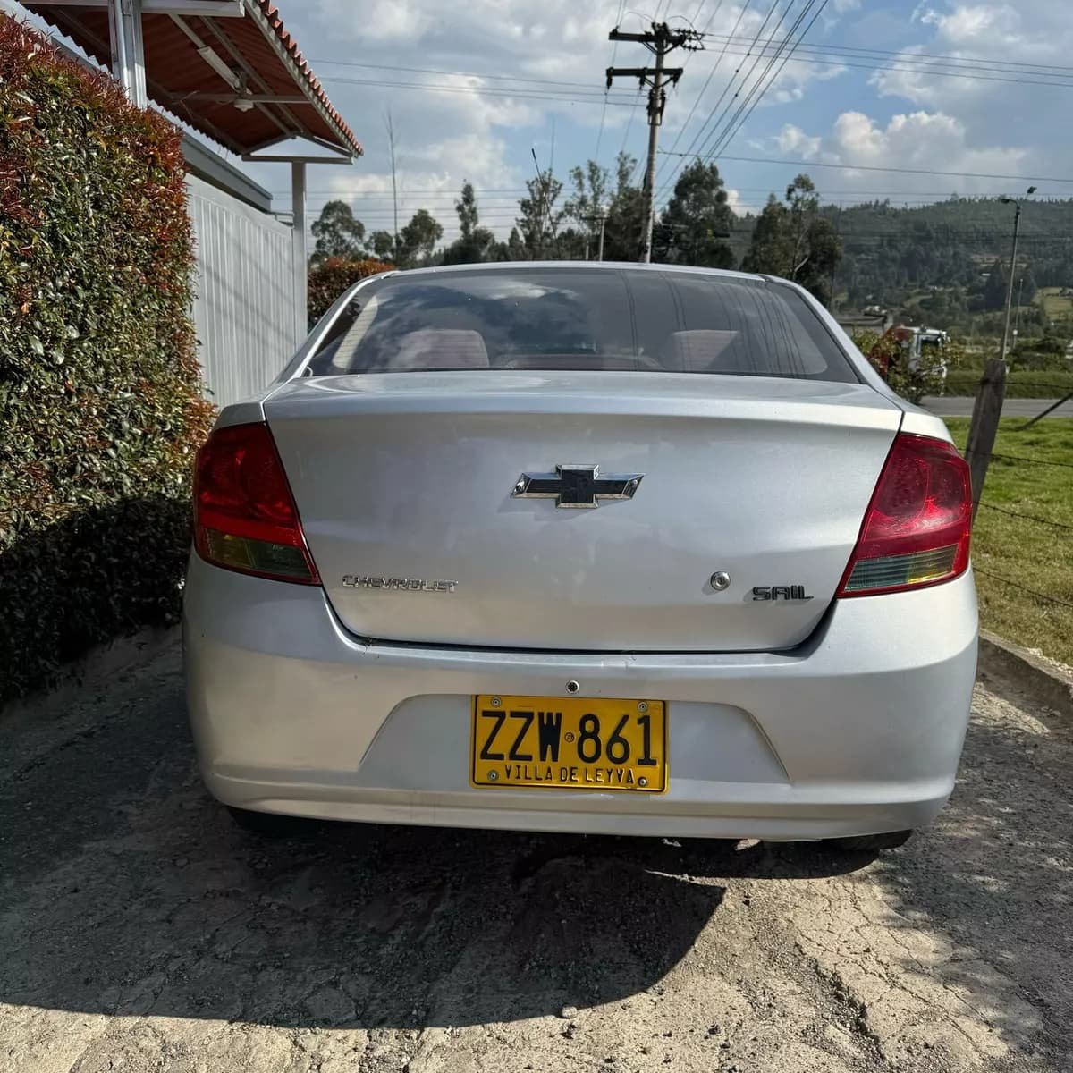 Chevrolet Sail 1.4 Ls Gris Año 2015