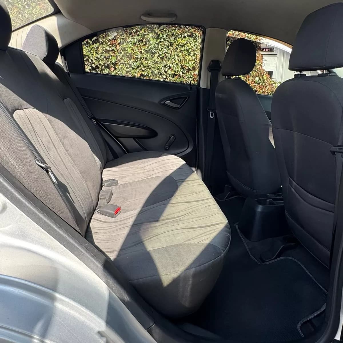 Chevrolet Sail 1.4 Ls Gris Año 2015