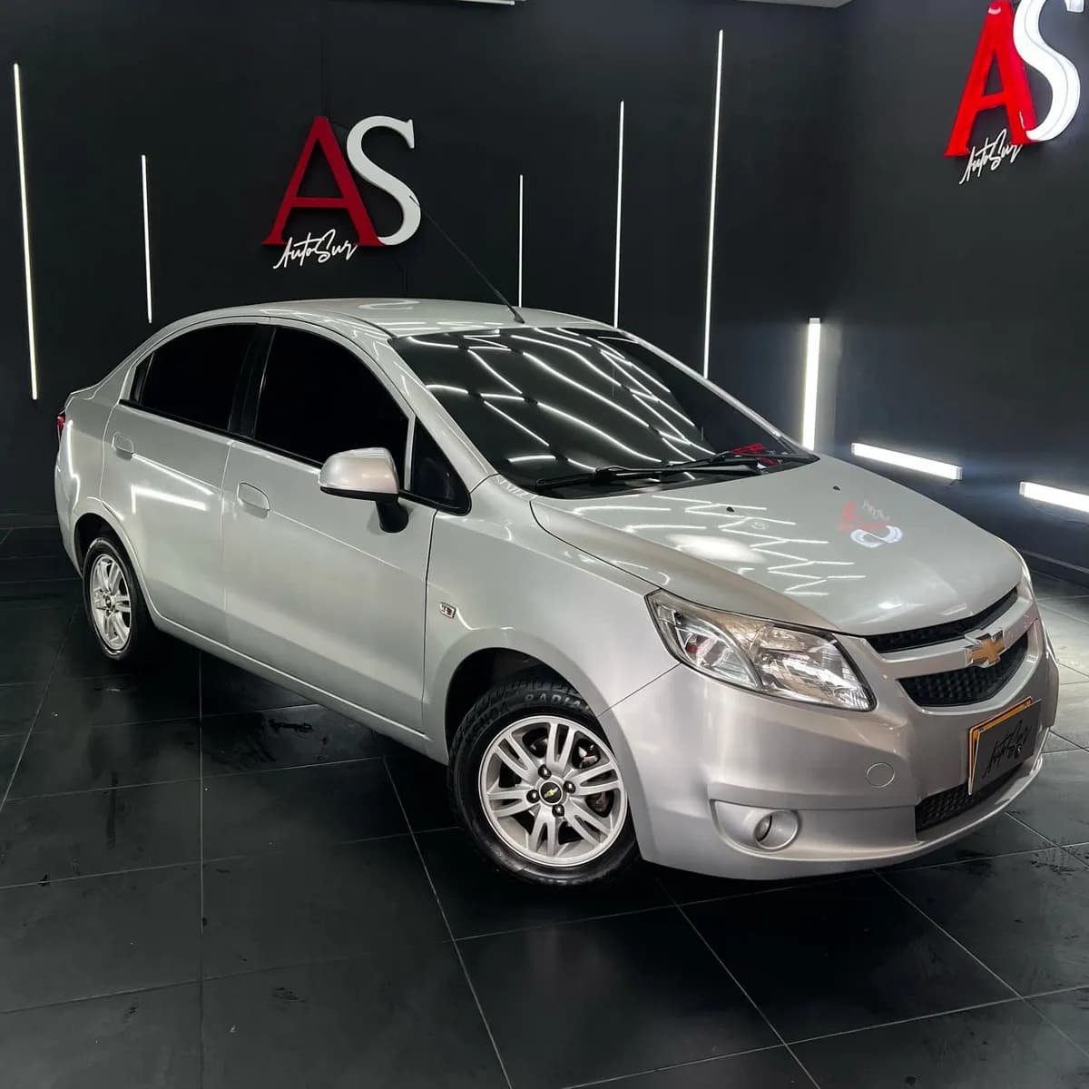 Chevrolet Sail 1.4 Ltz 4 p 2014 Gris
