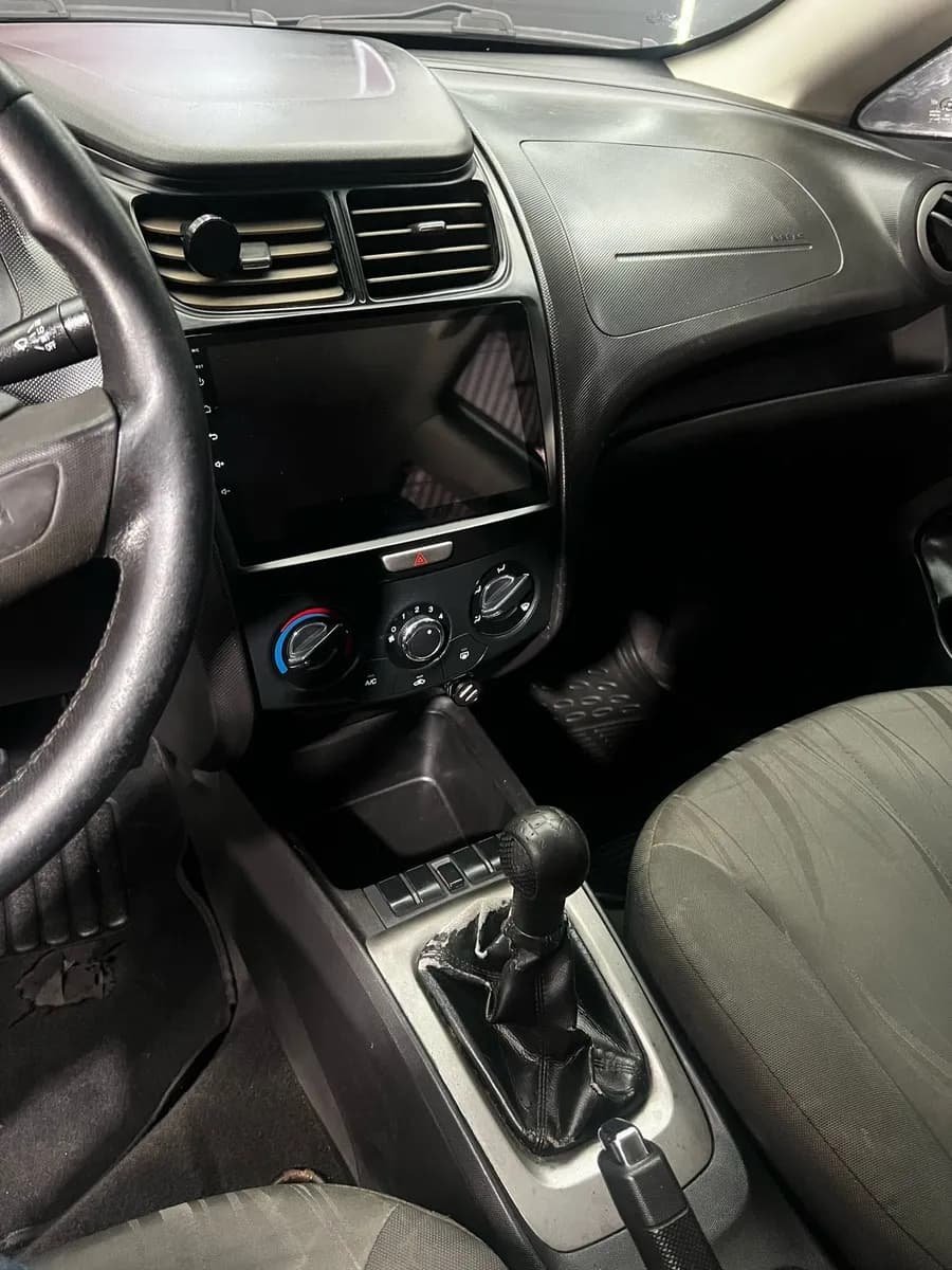 Chevrolet Sail 1.4 Ltz 4 p 2014 Gris
