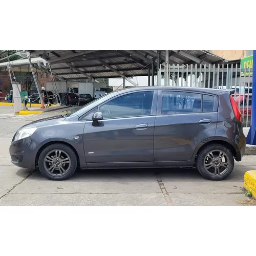 Chevrolet Sail 2015 Gris Bogotá
