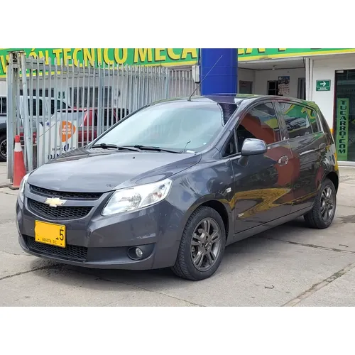 Chevrolet Sail 2015 Gris Bogotá