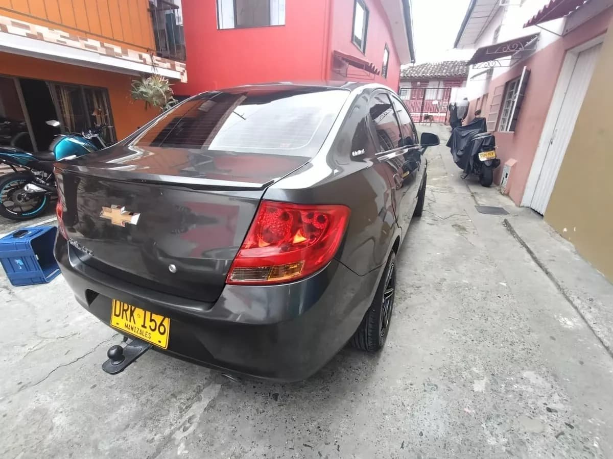 Chevrolet Sail 1.4l Gris Modelo 2018