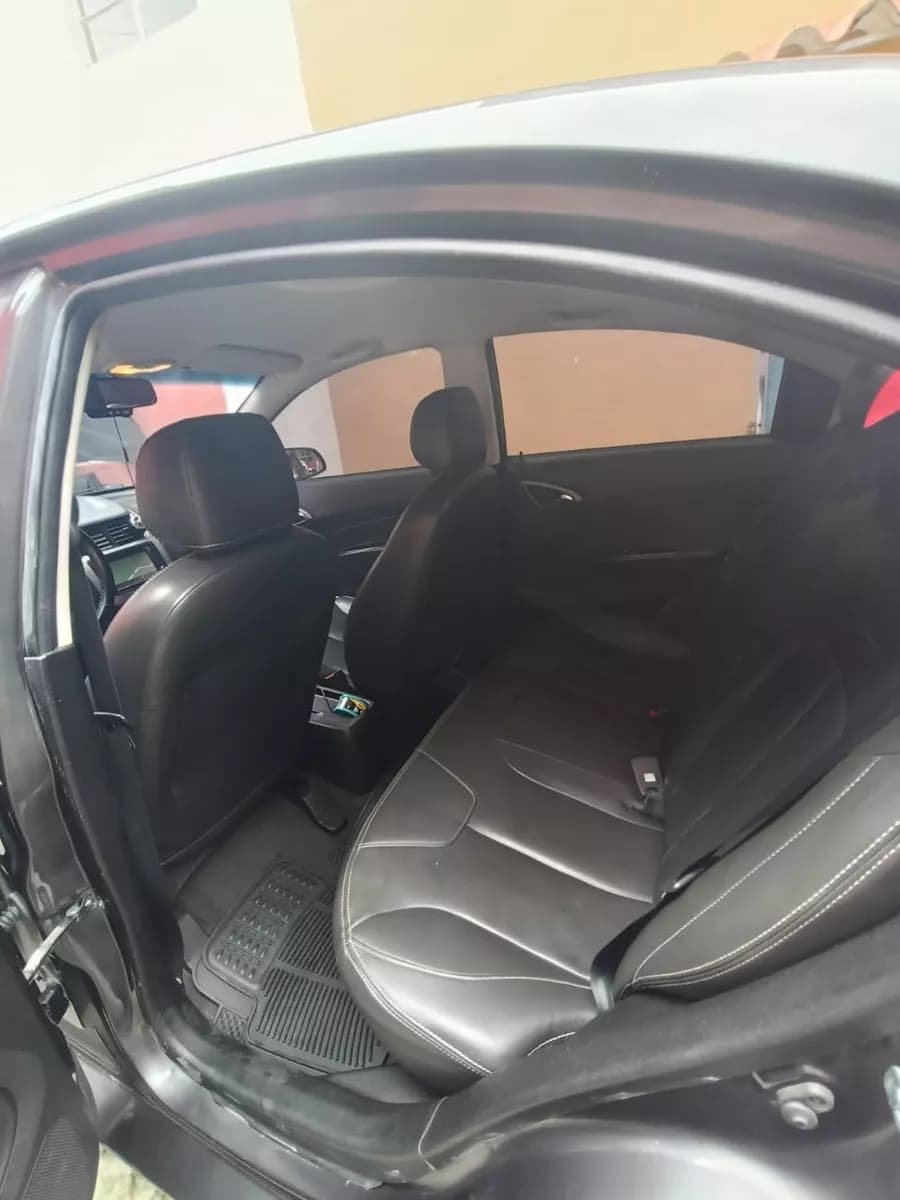 Chevrolet Sail 1.4l Gris Modelo 2018