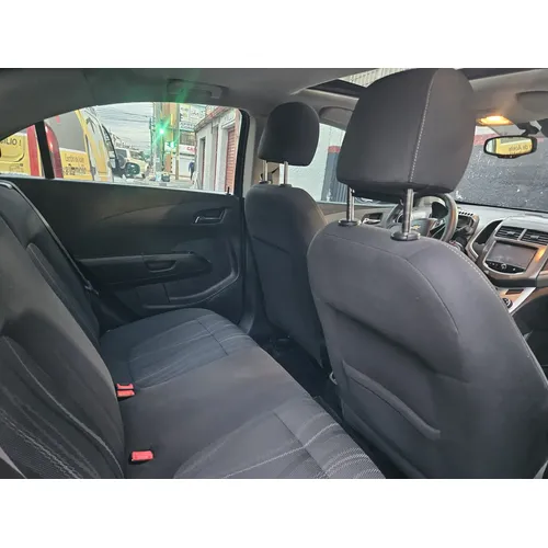 Chevrolet Sonic 2015 Gris Bogotá