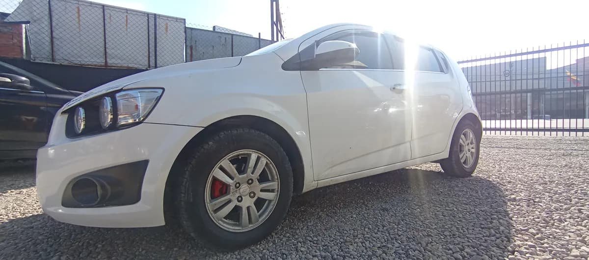 Chevrolet Sonic LS Hatchback 2013 Blanco
